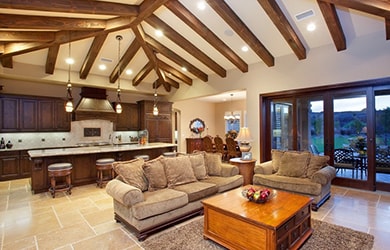 Балки в интерьере на скошенном потолке