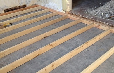 Обрешетка пола из бруска