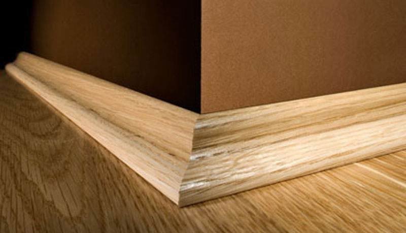 Плинтус деревянный для пола и потолка. Толщина 30 мм