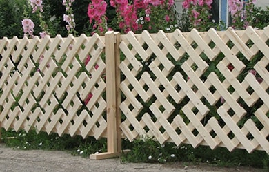 Забор решеткой